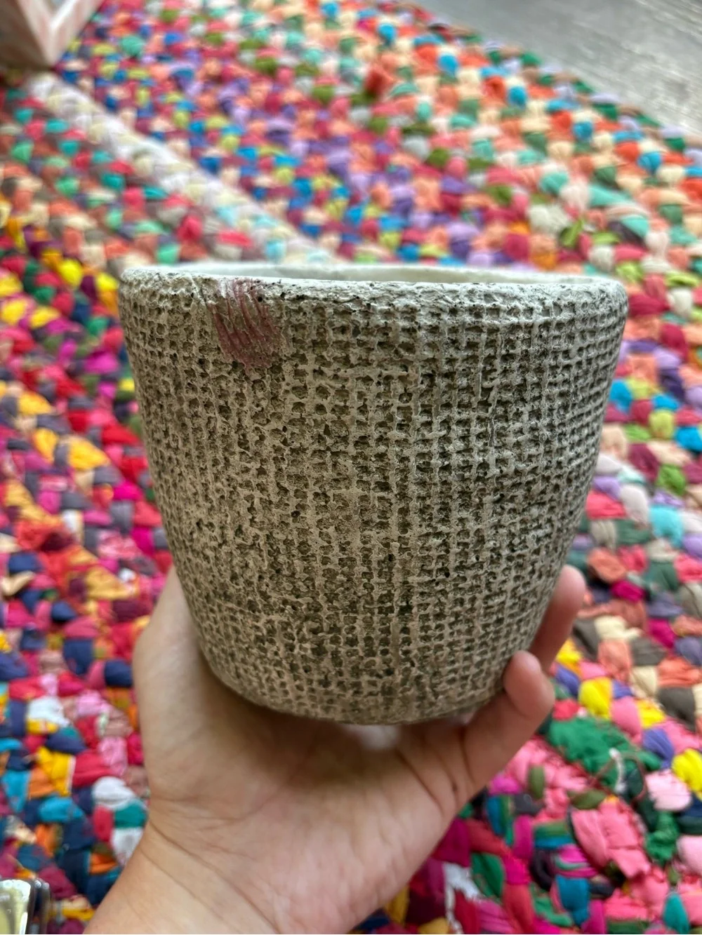 TEXTURED GRAY CERAMIC PLANTER POT